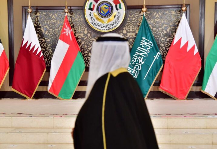 إدانات عربية وخليجية واسعة للهجمات الإيرانية على منشآت حيوية في الكويت