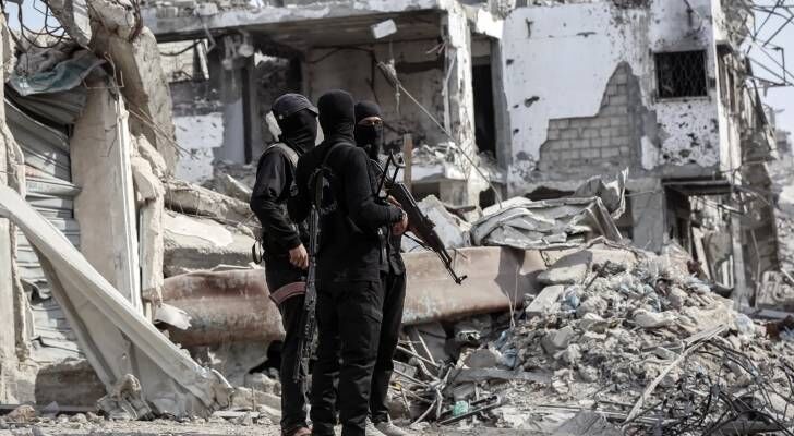 واشنطن تضع حماس أمام خيارين: التخلي عن السلاح أو نزعه بالقوة