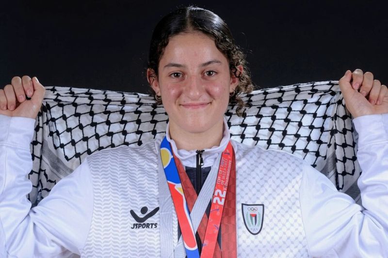 الفلسطينية مريم بشارات تتوج بذهبية بطولة العالم للكاراتيه في بولندا