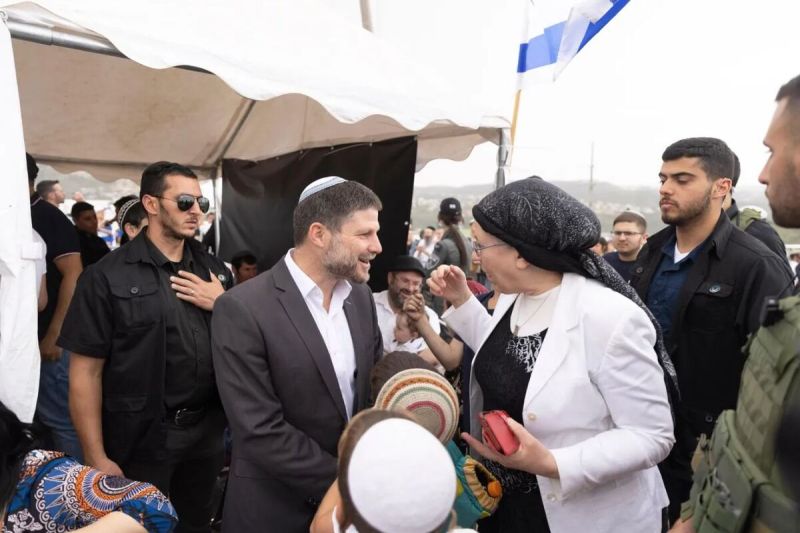 خطة سموتريتش.. برحيل أبو مازن سنعلن "الوفاة الرسمية" للسلطة