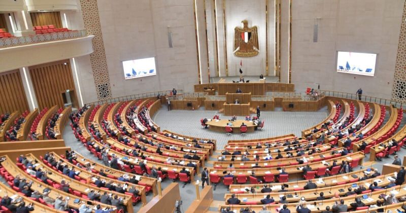 البرلمان المصري يمنح السيسي تفويضاً رسمياً لإرسال قوات لدعم السعودية
