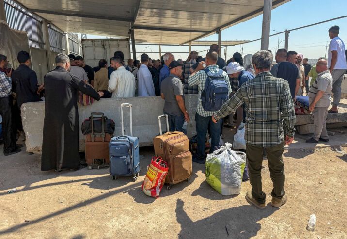 العراق يغلق 3 معابر مع إيران ويقيل قادة أمنيين عقب هجمات 'المسيرات'