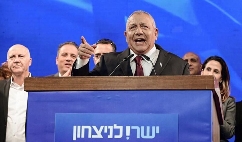 آيزنكوت يتهم نتنياهو بقيادة حملة للتشكيك في نتائج الانتخابات وتأخير عمل الكنيست