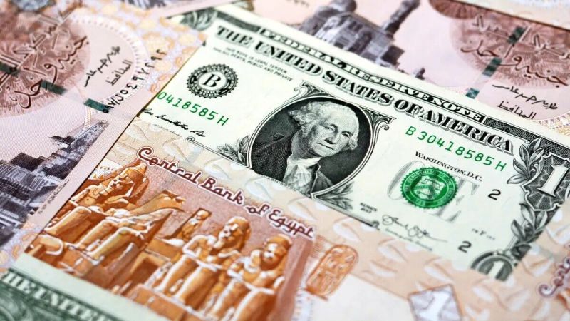 ارتفاع ملحوظ في سعر صرف الدولار أمام الجنيه المصري بالبنوك المحلية