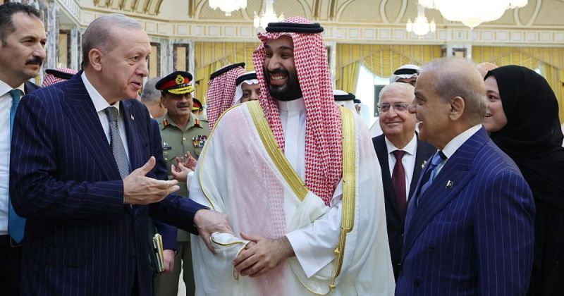 اتفاقية مكة للدفاع المشترك: تحالف ثلاثي بين الرياض وأنقرة وإسلام أباد لتعزيز الردع الإقليمي