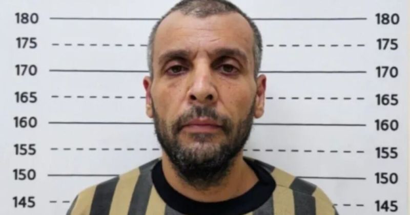 كشف ملابسات توقيف شقيق الفنان لجين إسماعيل وعلاقته بالفرقة الرابعة