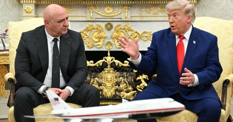 ترمب ينهي حظراً دام 4 عقود ويأمر باستئناف الرحلات الجوية المباشرة إلى لبنان