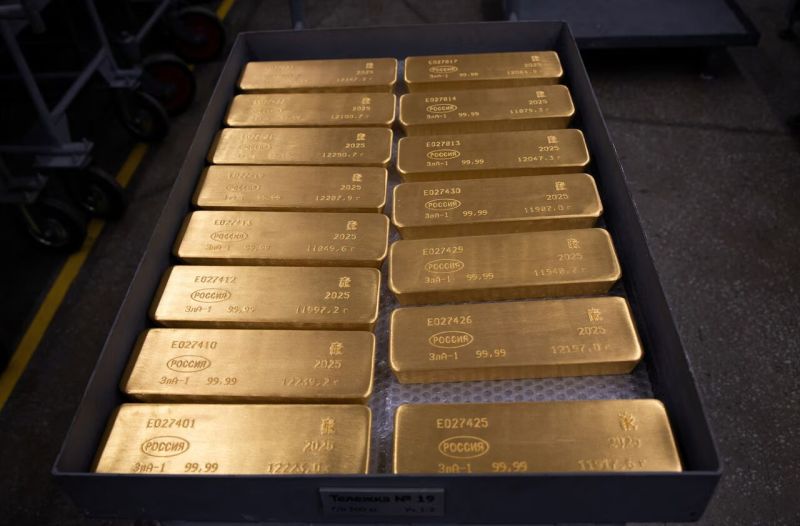 الذهب يتجاوز حاجز 4000 دولار وسط ترقب لدبلوماسية التهدئة بين واشنطن وطهران