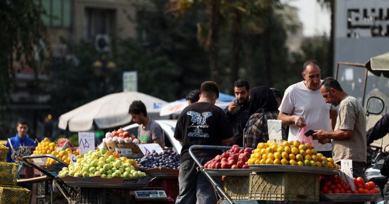 اقتصاد الحرب في إيران: تضخم قياسي ينهك الأسر ويدفعها نحو حافة الانهيار