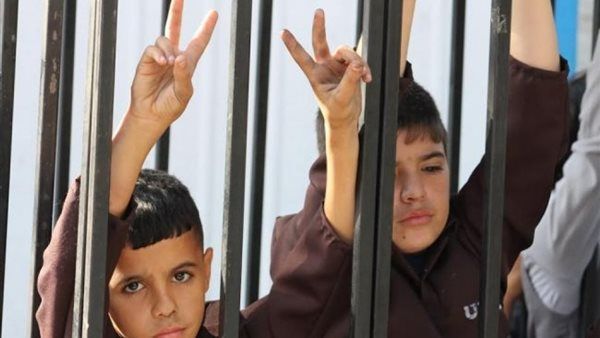 في يوم الطفل الفلسطيني.. أرقام صادمة عن أوضاع الأطفال في سجون الاحتلال