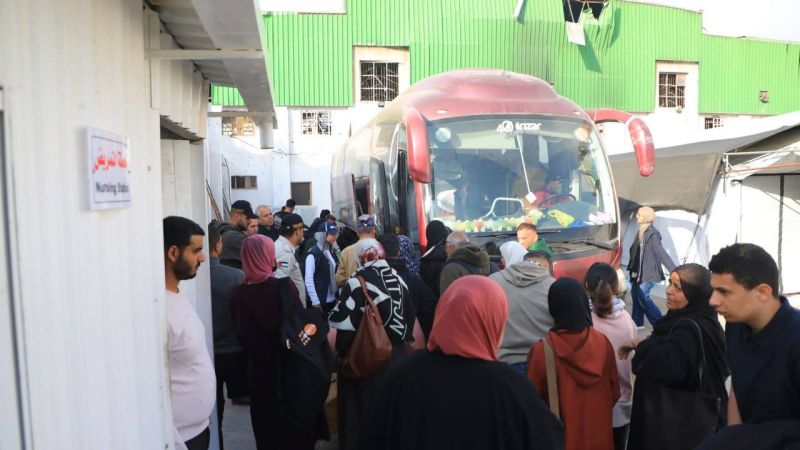 إجلاء 24 مريضاً من قطاع غزة عبر معبر رفح البري