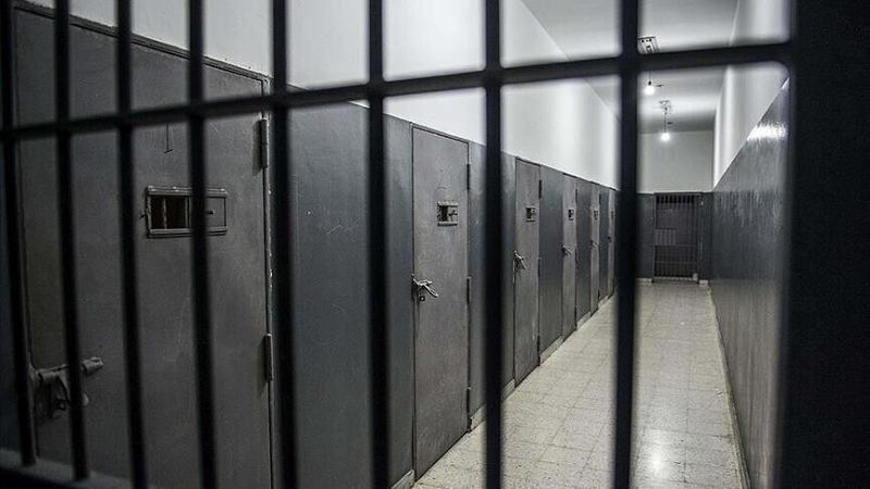 حكومة الاحتلال تقاضي نيويورك تايمز بسبب مقال عن انتهاكات بحق أسرى فلسطينيين