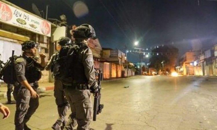 الاحتلال يقتحم بلدة تقوع في بيت لحم ومستوطنوه يهاجمون المواطنين شرق رام الله
