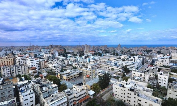 حالة الطقس: أجواء صافية وحارة نسبياً