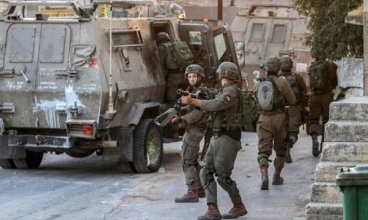 إصابات بالاختناق في قرية المغير شمال شرق رام الله