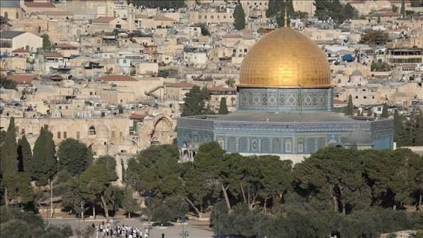 محافظة القدس تحذر من مخاطر إقرار قانون المؤذن