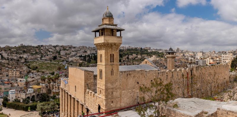 الاحتلال يواصل منع رفع الأذان في المسجد الإبراهيمي لليوم الـ14