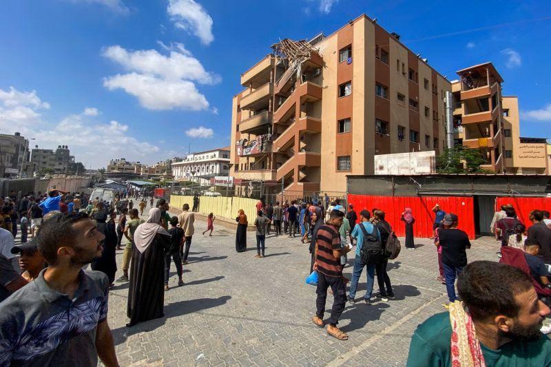 غزة تختنق صحيًا.. الاحتلال يعرقل الإمدادات و35 مستشفى تعمل جزئيًا