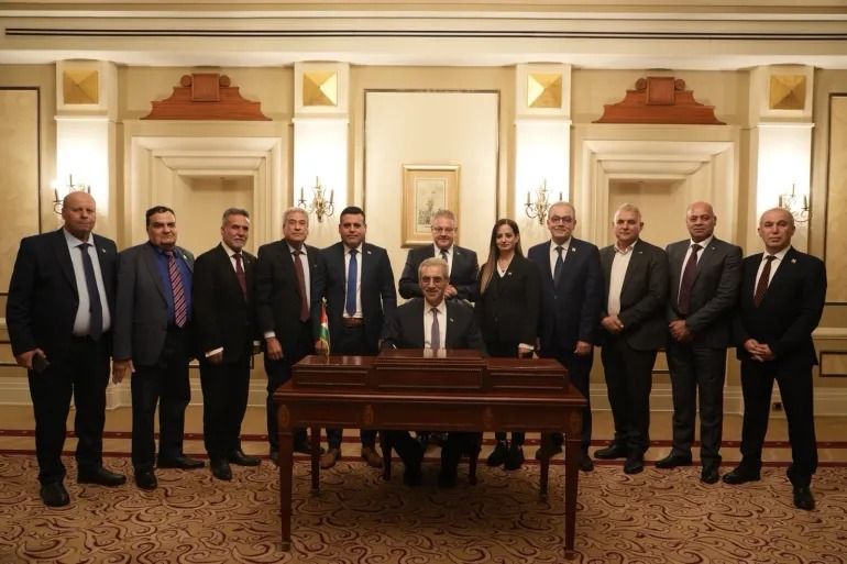 هل يجري إعادة تشكيل لجنة إدارة غزة وتغيير مهامها؟ محلل سياسي يكشف التفاصيل