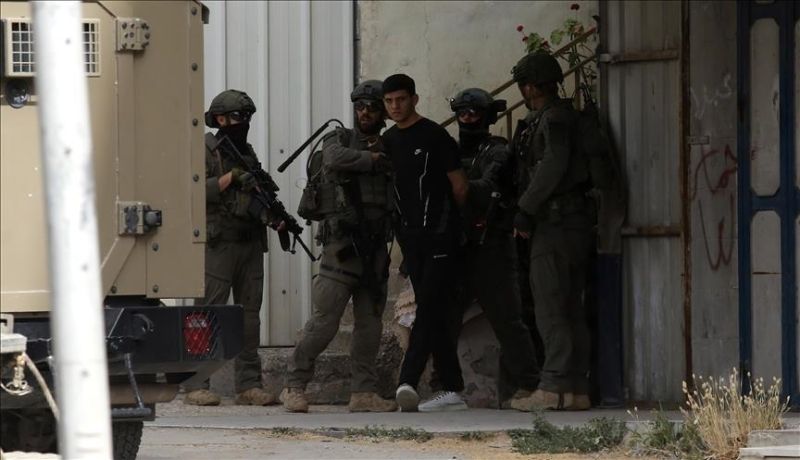 مركز حقوقي: الاحتلال يعتقل 600 فلسطينيًا بالضفة والقدس خلال تموز