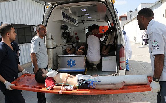 700 مريض فقط غادروا غزة للعلاج.. وآلاف الحالات الحرجة تنتظر