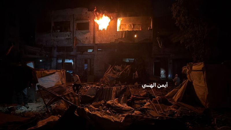 7 شهداء و20 مصاباً في قصف إسرائيلي استهدف شقة سكنية وسط غزة