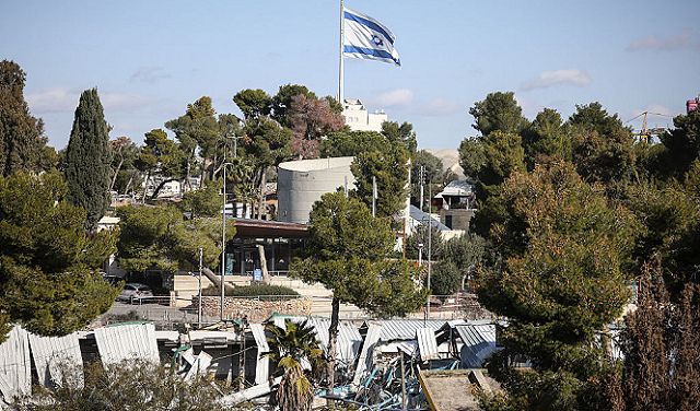 حماس: تحويل مقر الأونروا لمنشآت عسكرية تهويد ممنهج للقدس