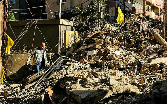3 شهداء بغارة إسرائيلية جنوبي لبنان.. واشتباكات واسعة مع حزب الله