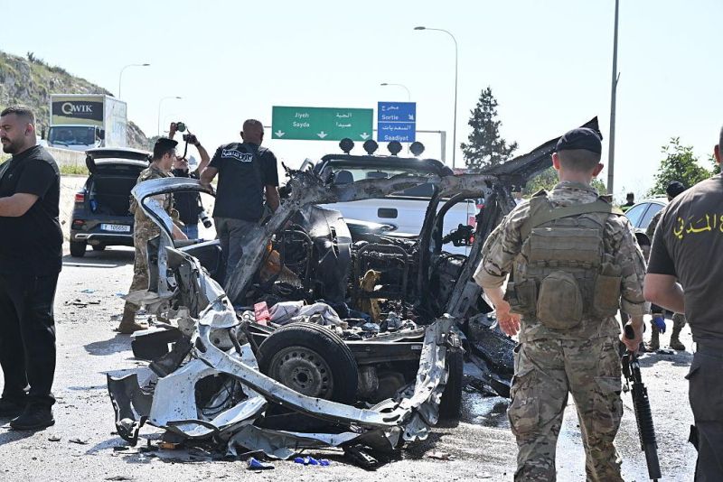 قبيل مفاوضات واشنطن.. 25 شهيدا في أكثر من 100 غارة إسرائيلية على لبنان