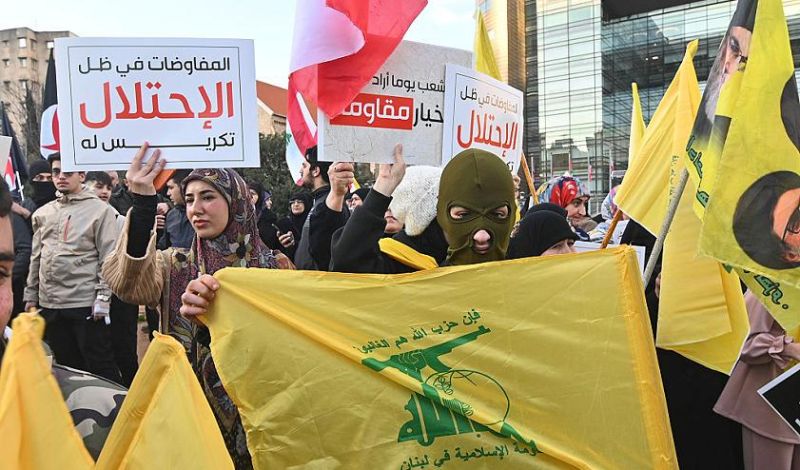 حزب الله يرفض ضغوط التسوية مع الاحتلال ويحذر من المساس بسيادة لبنان