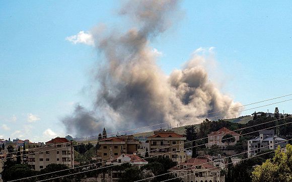 مقتل جنديين جنوب لبنان وزامير يصادق على خطط لمواصلة العدوان