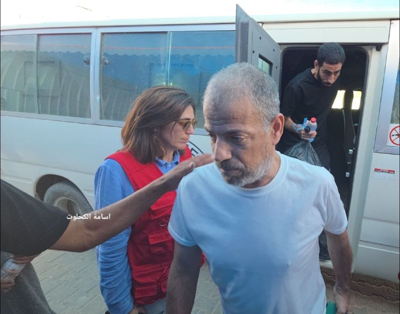 الإفراج عن 7 أسرى من غزة بحالة سيئة ونقلهم لمستشفى شهداء الأقصى