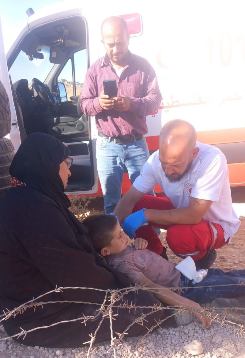 إصابات واعتقالات بهجوم للمستوطنين على مسافر يطا جنوب الخليل