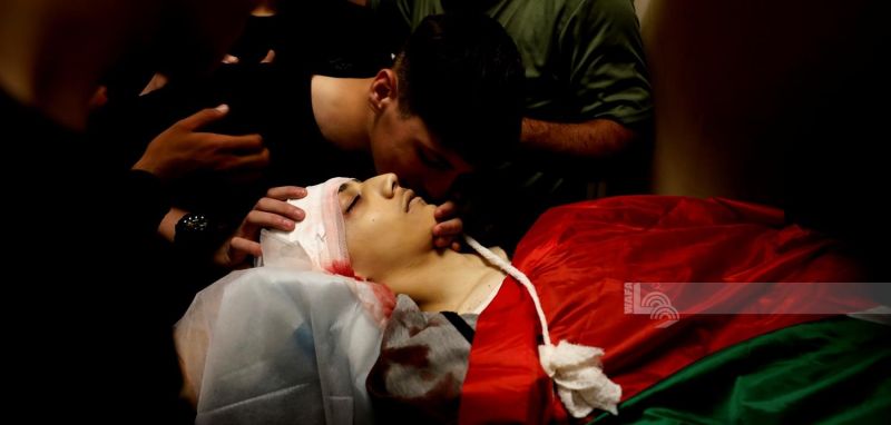 شهيد وإصابتان برصاص الاحتلال في مخيم قلنديا شمال القدس
