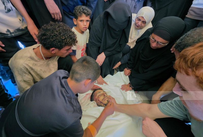 5 شهداء في غزة خلال 48 ساعة وارتفاع حصيلة العدوان إلى 73,399 شهيدا