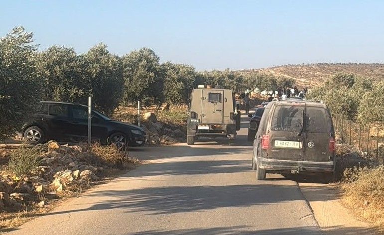الاحتلال يعتقل فلسطينياً بعد اعتداء المستوطنين عليه في بيت فوريك