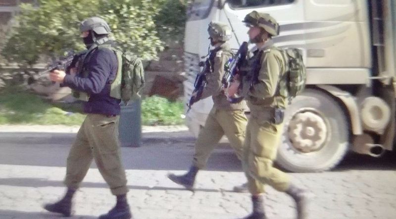 حملات اقتحام واعتقالات إسرائيلية تطال مدنا وبلدات في الضفة والقدس