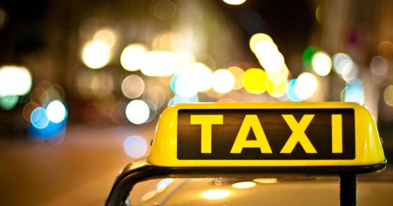 وزارة النقل: تخفيض تعرفة المواصلات العمومية بنسبة 50%