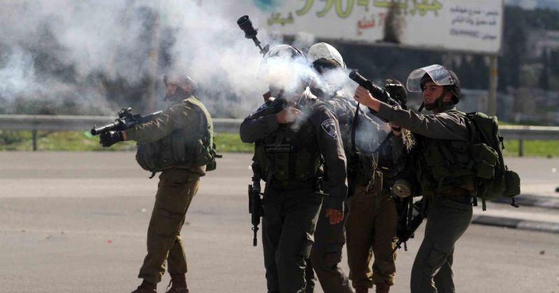 إصابات بالاختناق عند مدخل الرام شمال القدس