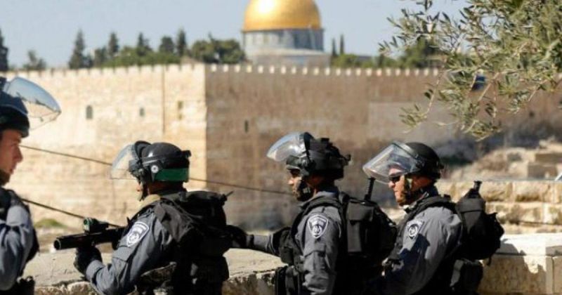 الاحتلال يعتقل شابا من المسجد الأقصى ويمنع وصول ذوي إعاقة للصلاة
