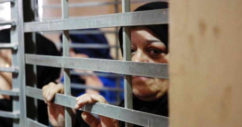شؤون المرأة: العنف الممنهج بحق الأسيرات والأسرى انتهاك صارخ للقانون الدولي