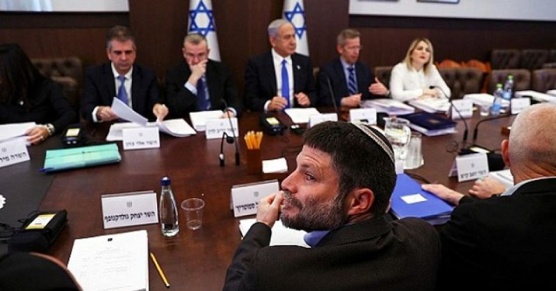 وزيران إسرائيليان يطالبان نتنياهو بالتراجع عن قرار دخول قوات دولية إلى غزة