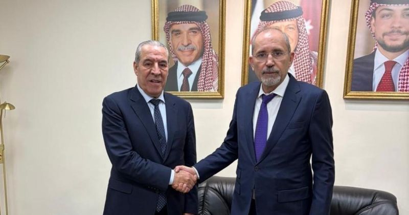 "الشيخ" يُجري مباحثات مع وزير الخارجية الأردني بشأن غزة