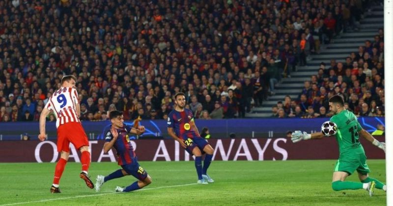 سقوط برشلونة بثنائية أمام أتلتيكو في ذهاب ربع نهائي الأبطال