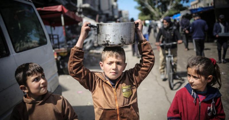 أطباء بلا حدود: سوء التغذية في غزة يهدد حياة الأمهات والرضع بشكل خطير