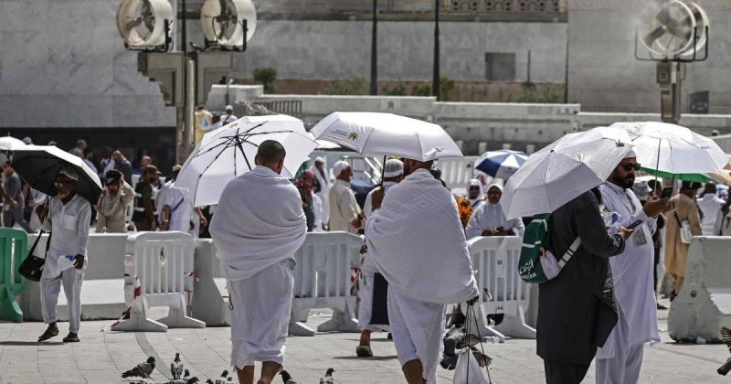 يوم التروية.. حجاج بيت الله يتوافدون إلى مشعر منى
