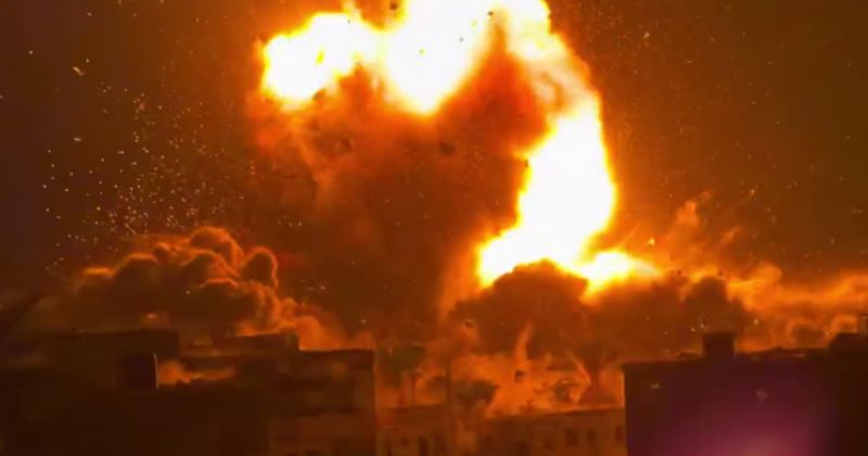 إصابتان بقصف طائرات الاحتلال منزلين وسط قطاع غزة
