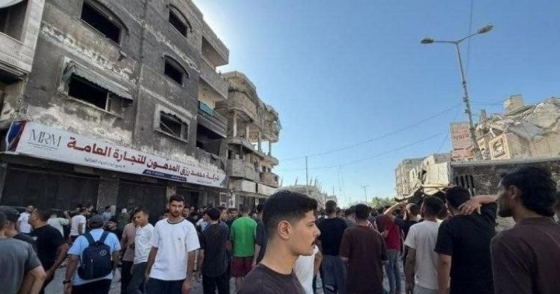 حماس تُعقّب على استشهاد 5 مواطنين بقصف شقة سكنية غرب غزة