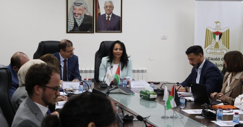 الحكومة الفلسطينية تعزز منظومة الحماية الاجتماعية لضمان كرامة المواطنين