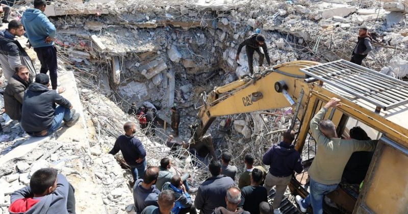 خطة فلسطينية لتدوير 60 مليون طن ركام بغزة وردم مساحات بالبحر